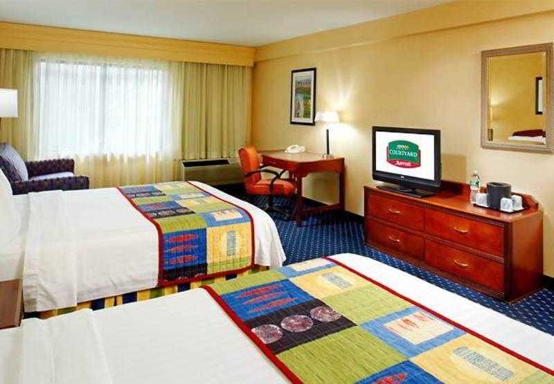Courtyard By Marriott Princeton Phòng bức ảnh